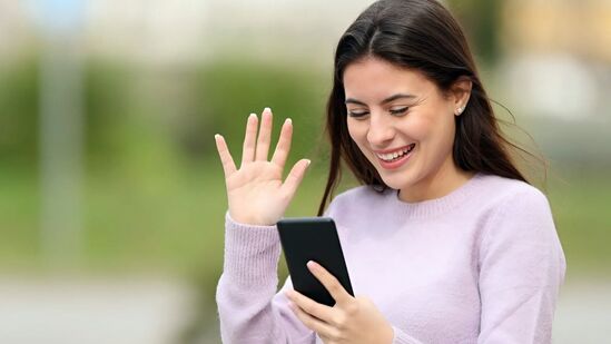 ಈ ಯೋಜನೆಯಲ್ಲಿದೆ ಡೇಟಾ ಪ್ರಯೋಜನಈ ಅಗ್ಗದ ಮತ್ತು ಕೈಗೆಟುಕುವ ಯೋಜನೆಯಲ್ಲಿ, ನೀವು ಒಟ್ಟು 24GB ಡೇಟಾವನ್ನು ಪಡೆಯುತ್ತೀರಿ. ಈ ಯೋಜನೆಯಲ್ಲಿ ನಿಮಗೆ 28 ದಿನಗಳಲ್ಲಿ ಕೇವಲ 2GB ಡೇಟಾವನ್ನು ನೀಡಲಾಗುವುದು. 12 ತಿಂಗಳವರೆಗೆ ಪ್ರತಿ 28 ದಿನಗಳಿಗೊಮ್ಮೆ 2GB ಡೇಟಾ ಸಿಗಲಿದೆ. ಅಂತಹ ಪರಿಸ್ಥಿತಿಯಲ್ಲಿ, ನಿಮಗೆ ಹೆಚ್ಚು ಇಂಟರ್ನೆಟ್ ಅಗತ್ಯವಿಲ್ಲದಿದ್ದರೆ ಅದು ನಿಮಗೆ ಪ್ರಯೋಜನಕಾರಿಯಾಗಿದೆ. ಈ ಯೋಜನೆಯಲ್ಲಿದೆ ಡೇಟಾ ಪ್ರಯೋಜನಈ ಅಗ್ಗದ ಮತ್ತು ಕೈಗೆಟುಕುವ ಯೋಜನೆಯಲ್ಲಿ, ನೀವು ಒಟ್ಟು 24GB ಡೇಟಾವನ್ನು ಪಡೆಯುತ್ತೀರಿ. ಈ ಯೋಜನೆಯಲ್ಲಿ ನಿಮಗೆ 28 ದಿನಗಳಲ್ಲಿ ಕೇವಲ 2GB ಡೇಟಾವನ್ನು ನೀಡಲಾಗುವುದು. 12 ತಿಂಗಳವರೆಗೆ ಪ್ರತಿ 28 ದಿನಗಳಿಗೊಮ್ಮೆ 2GB ಡೇಟಾ ಸಿಗಲಿದೆ. ಅಂತಹ ಪರಿಸ್ಥಿತಿಯಲ್ಲಿ, ನಿಮಗೆ ಹೆಚ್ಚು ಇಂಟರ್ನೆಟ್ ಅಗತ್ಯವಿಲ್ಲದಿದ್ದರೆ ಅದು ನಿಮಗೆ ಪ್ರಯೋಜನಕಾರಿಯಾಗಿದೆ.