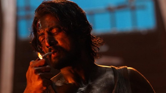 ಮ್ಯಾಕ್ಸ್: ಜೀ5 ಟಾಪ್ 10 ಪಟ್ಟಿಯಲ್ಲಿ 9 ನೇ ಸ್ಥಾನದಲ್ಲಿ ಕನ್ನಡ ಭಾಷೆಯ ಆಕ್ಷನ್ ಥ್ರಿಲ್ಲರ್ ಚಿತ್ರ ಮ್ಯಾಕ್ಸ್ ಇದೆ. ಕಿಚ್ಚ ಸುದೀಪ್ ನಟನೆಯ ಮ್ಯಾಕ್ಸ್ ಸಿನಿಮಾಕ್ಕೆ ಐಎಂಡಿಬಿಯಲ್ಲಿ 7.1 ರೇಟಿಂಗ್ ಇದೆ. ಮ್ಯಾಕ್ಸ್: ಜೀ5 ಟಾಪ್ 10 ಪಟ್ಟಿಯಲ್ಲಿ 9 ನೇ ಸ್ಥಾನದಲ್ಲಿ ಕನ್ನಡ ಭಾಷೆಯ ಆಕ್ಷನ್ ಥ್ರಿಲ್ಲರ್ ಚಿತ್ರ ಮ್ಯಾಕ್ಸ್ ಇದೆ. ಕಿಚ್ಚ ಸುದೀಪ್ ನಟನೆಯ ಮ್ಯಾಕ್ಸ್ ಸಿನಿಮಾಕ್ಕೆ ಐಎಂಡಿಬಿಯಲ್ಲಿ 7.1 ರೇಟಿಂಗ್ ಇದೆ.