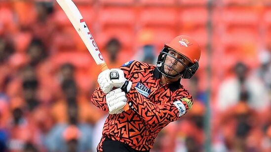 ಇದು ಐಪಿಎಲ್ ಇತಿಹಾಸದಲ್ಲಿ ಪವರ್​​ಪ್ಲೇನಲ್ಲಿ ದಾಖಲಾದ ಐದನೇ ಅತಿ ದೊಡ್ಡ ಮೊತ್ತವಾಗಿದೆ. ಅಲ್ಲದೆ, ಟಾಪ್​-5ನಲ್ಲಿ ಹೈದರಾಬಾದ್​ ತಂಡವೇ ಮೂರು ಸ್ಥಾನ ಪಡೆದಿರುವುದು ವಿಶೇಷ.