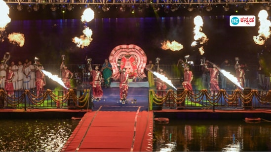 ಬೆಂಗಳೂರು ಸ್ಯಾಂಕಿ ಕೆರೆಯಲ್ಲಿ ನಡೆದ ಐತಿಹಾಸಿಕ ಕಾವೇರಿ ಆರತಿ ಕಾರ್ಯಕ್ರಮದಿಂದ 5 ಟನ್ ತ್ಯಾಜ್ಯ ಉತ್ಪತ್ತಿ ಬೆಂಗಳೂರು ಸ್ಯಾಂಕಿ ಕೆರೆಯಲ್ಲಿ ನಡೆದ ಐತಿಹಾಸಿಕ ಕಾವೇರಿ ಆರತಿ ಕಾರ್ಯಕ್ರಮದಿಂದ 5 ಟನ್ ತ್ಯಾಜ್ಯ ಉತ್ಪತ್ತಿ