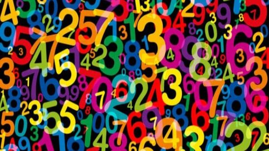 Numerology: ಸಂಖ್ಯಾಶಾಸ್ತ್ರದ ಪ್ರಕಾರ, ನಿಮ್ಮ ಸಂಖ್ಯೆಗಳನ್ನು ಕಂಡುಹಿಡಿಯಲು, ನೀವು ನಿಮ್ಮ ಹುಟ್ಟಿದ ದಿನಾಂಕ, ತಿಂಗಳು ಮತ್ತು ವರ್ಷವನ್ನು ಯುನಿಟ್ ಅಂಕಿಗೆ ಸೇರಿಸುತ್ತೀರಿ. ಆ ನಂತರ ಬರುವ ಸಂಖ್ಯೆ ನಿಮ್ಮ ಅದೃಷ್ಟ ಸಂಖ್ಯೆಯಾಗುತ್ತದೆ. ಉದಾಹರಣೆಗೆ, ತಿಂಗಳ 7, 16 ಮತ್ತು 29 ರಂದು ಜನಿಸಿದ ಜನರು ಸಂಖ್ಯೆ 7 ಅನ್ನು ಹೊಂದಿರುತ್ತಾರೆ. 1-9 ರಾಡಿಕ್ಸ್ ಹೊಂದಿರುವವರಿಗೆ ಮಾರ್ಚ್ 26 ರ ದಿನ ಹೇಗಿರುತ್ತದೆ ಎಂದು ತಿಳಿಯಿರಿ.