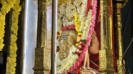 ಈಗಾಗಲೇ ಯುಗಾದಿ ಜಾತ್ರಾ ಮಹೋತ್ಸವೂ ಸೇರಿದಂತೆ ನಾನಾ ಧಾರ್ಮಿಕ ಚಟುವಟಿಕೆಗಳು ಬೆಟ್ಟದಲ್ಲಿ ನಡೆದಿವೆ. ಇದಕ್ಕಾಗಿ ಮಲೈಮಹದೇಶ್ವರ ಸ್ವಾಮಿಗೆ ಅಲಂಕಾರಗಳು ನಡೆದಿವೆ.