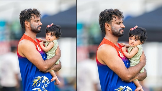 ಕಳೆದ ಸೆಪ್ಟೆಂಬರ್‌ನಲ್ಲಿ ಡಾರ್ಲಿಂಗ್‌ ಕೃಷ್ಣ, ಮಿಲನಾ ನಾಗರಾಜ್‌ ದಂಪತಿಗೆ ಮಗಳು ಜನಿಸಿದ್ದಳು. ಆ ಮಗುವಿಗೆ ಪರಿ ಎಂದು ಚಂದದ ಹೆಸರಿಟ್ಟಿದ್ದರು. ಈಗ ಪರಿಗೆ ಏಳು ತಿಂಗಳಾಗುತ್ತ ಬಂತು. ಮಗುವಿನ ಹಲವು ಫೋಟೋಗಳನ್ನು ಈ ಹಿಂದೆಯೂ ಇವರಿಬ್ಬರು ಹಂಚಿಕೊಂಡಿದ್ದರು. ಈಗ ಡಾರ್ಲಿಂಗ್‌ ಕೃಷ್ಣ ಮತ್ತು ಮಿಲನಾ ನಾಗರಾಜ್‌ ಮಗಳ ಜತೆ ಫೋಟೋ ಶೂಟ್‌ ಮಾಡಿಕೊಂಡಿದ್ದಾರೆ.  