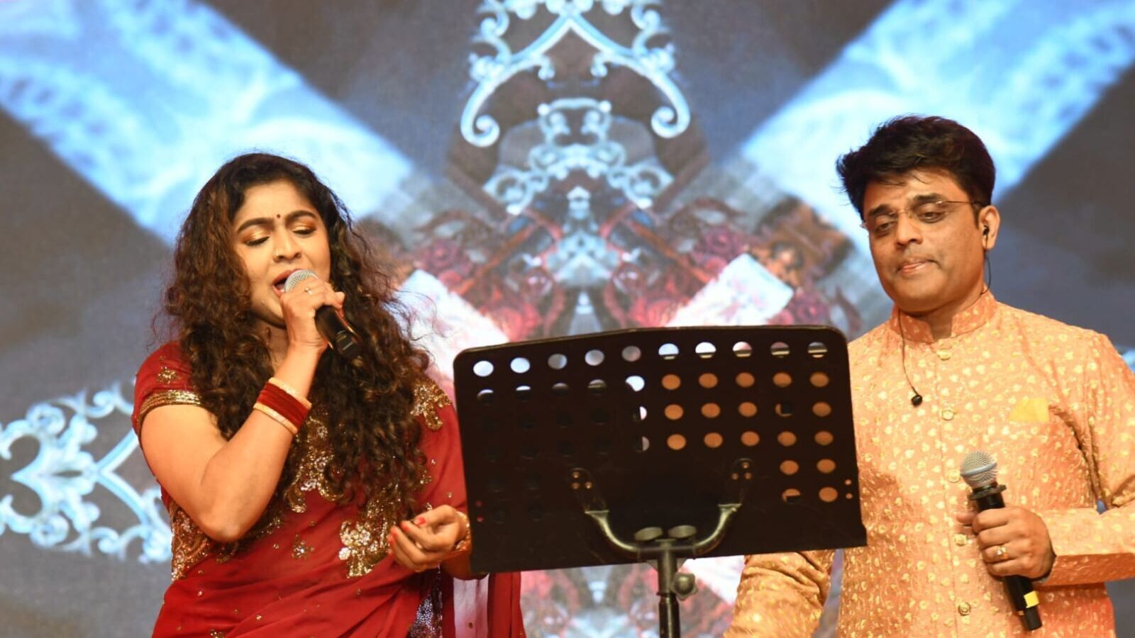 Mysore Ugadi Music Festival: ಮೈಸೂರು ಅರಮನೆ ವೈಭವದ ನಡುವೆ ಯುಗಾದಿ ಸಂಗೀತೋತ್ಸವ ಸಡಗರ, ಗಾಯಕರ ಧ್ವನಿಗೆ ಅಭಿಮಾನಿಗಳು ಫಿದಾ