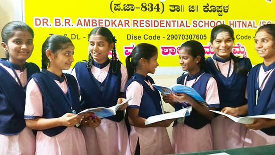 ಕರ್ನಾಟಕದ 2025-26ನೇ ಶೈಕ್ಷಣಿಕ ವರ್ಷದ ಶಾಲಾ ವೇಳಾಪಟ್ಟಿ ಬಿಡುಗಡೆಯಾಗಿದೆ. ಕರ್ನಾಟಕದ 2025-26ನೇ ಶೈಕ್ಷಣಿಕ ವರ್ಷದ ಶಾಲಾ ವೇಳಾಪಟ್ಟಿ ಬಿಡುಗಡೆಯಾಗಿದೆ.