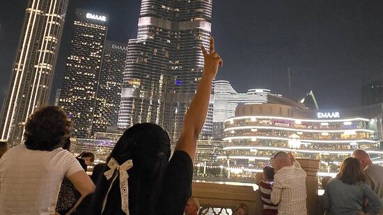 ಸಾಮಾನ್ಯ ಕ್ಯಾಬ್ ಡ್ರೈವರ್ ಆಗಿದ್ದ ಜಗಪ್ಪ ಅವರೊಳಗಿನ ಅಸಲಿ ಟ್ಯಾಲೆಂಟ್ಗೆ ಸಾಣೆ ಹಿಡಿದಿದ್ದು ಮಜಾ ಭಾರತ ಅನ್ನೋ ಶೋ. ಸಾಮಾನ್ಯ ಕ್ಯಾಬ್ ಡ್ರೈವರ್ ಆಗಿದ್ದ ಜಗಪ್ಪ ಅವರೊಳಗಿನ ಅಸಲಿ ಟ್ಯಾಲೆಂಟ್ಗೆ ಸಾಣೆ ಹಿಡಿದಿದ್ದು ಮಜಾ ಭಾರತ ಅನ್ನೋ ಶೋ.