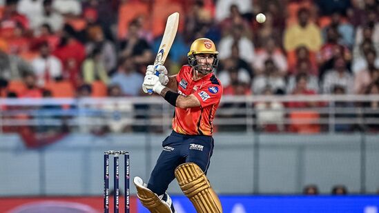 ಗ್ಲೆನ್ ಮ್ಯಾಕ್ಸ್ವೆಲ್ 610 ಎಸೆತಗಳಲ್ಲಿ ಈ ಸಾಧನೆ ಮಾಡಿದರೆ, ಕ್ರಿಸ್ ಗೇಲ್ 615 ಎಸೆತಗಳಲ್ಲಿ 1,000 ರನ್ ಪೂರೈಸಿದರು. ಯೂಸುಫ್ ಪಠಾಣ್ ಮತ್ತು ಸುನಿಲ್ ನರೈನ್ ಅವರು ತಲಾ 617 ಎಸೆತಗಳಲ್ಲಿ ಈ ಸಾಧನೆ ಮಾಡಿದ್ದಾರೆ. ಗ್ಲೆನ್ ಮ್ಯಾಕ್ಸ್ವೆಲ್ 610 ಎಸೆತಗಳಲ್ಲಿ ಈ ಸಾಧನೆ ಮಾಡಿದರೆ, ಕ್ರಿಸ್ ಗೇಲ್ 615 ಎಸೆತಗಳಲ್ಲಿ 1,000 ರನ್ ಪೂರೈಸಿದರು. ಯೂಸುಫ್ ಪಠಾಣ್ ಮತ್ತು ಸುನಿಲ್ ನರೈನ್ ಅವರು ತಲಾ 617 ಎಸೆತಗಳಲ್ಲಿ ಈ ಸಾಧನೆ ಮಾಡಿದ್ದಾರೆ.