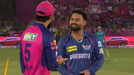 ಟಾಸ್ ವೇಳೆ ಆಯ್ಕೆ ಹೇಳಲು ಮರೆತ ಪಂತ್; ರಾಜಸ್ಥಾನ್ vs ಲಕ್ನೋ ಪಂದ್ಯದಲ್ಲಿ 2 ಬಾರಿ ಟಾಸ್ ಟಾಸ್ ವೇಳೆ ಆಯ್ಕೆ ಹೇಳಲು ಮರೆತ ಪಂತ್; ರಾಜಸ್ಥಾನ್ vs ಲಕ್ನೋ ಪಂದ್ಯದಲ್ಲಿ 2 ಬಾರಿ ಟಾಸ್