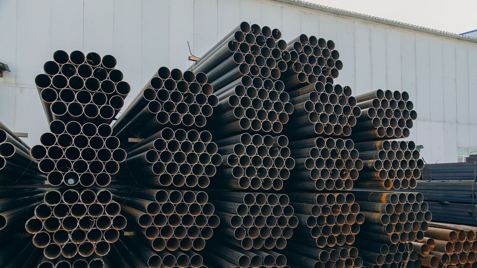 ಉಕ್ಕು ಆಮದು ಮೇಲೆ ಶೇ 12ರಷ್ಟು ಸುರಕ್ಷತಾ ಸುಂಕ ವಿಧಿಸಿದ ಕೇಂದ್ರ ಸರ್ಕಾರ; ಕೇಂದ್ರ ಸಚಿವ ಎಚ್ ಡಿ ಕುಮಾರಸ್ವಾಮಿ ಸಂತಸ