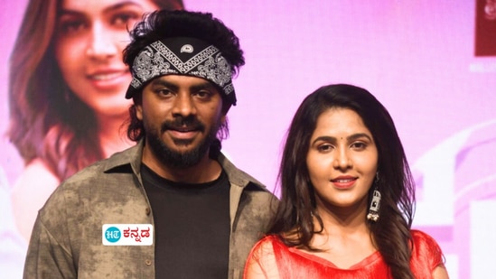 ಚಂದನ್ ಶೆಟ್ಟಿ ನಾಯಕನಾಗಿ ನಟಿಸಿರುವ ʻಸೂತ್ರಧಾರಿʼ ಚಿತ್ರದ ಶೀರ್ಷಿಕೆ ಗೀತೆ ಬಿಡುಗಡೆ; ಮೇ 9ರಂದು ಸಿನಿಮಾ ರಿಲೀಸ್ ಚಂದನ್ ಶೆಟ್ಟಿ ನಾಯಕನಾಗಿ ನಟಿಸಿರುವ ʻಸೂತ್ರಧಾರಿʼ ಚಿತ್ರದ ಶೀರ್ಷಿಕೆ ಗೀತೆ ಬಿಡುಗಡೆ; ಮೇ 9ರಂದು ಸಿನಿಮಾ ರಿಲೀಸ್