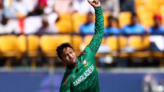 ಟಿ20ಯಲ್ಲಿ ಅತಿ ಹೆಚ್ಚು ವಿಕೆಟ್ ಪಡೆದ ಬೌಲರ್‌ಗಳ ಪಟ್ಟಿಯಲ್ಲಿ ಬಾಂಗ್ಲಾದೇಶದ ಶಕೀಬ್ ಅಲ್ ಹಸನ್ 5ನೇ ಸ್ಥಾನದಲ್ಲಿದ್ದಾರೆ. ಅವರು 444 ಪಂದ್ಯಗಳಲ್ಲಿ 492 ವಿಕೆಟ್‌ ಪಡೆದಿದ್ದಾರೆ. (2025ರ ಏಪ್ರಿಲ್ 24ರ ತನಕ ಮಾಹಿತಿ)