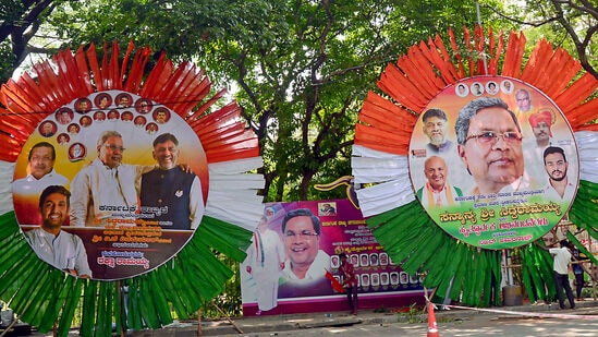 7 ವರ್ಷಗಳ ನಿಷೇಧದ ನಂತರ ಹೋರ್ಡಿಂಗ್ ಅನ್ನು ಮತ್ತೆ ಚಾಲ್ತಿಗೆ ತರಲು ಬಿಬಿಎಂಪಿ ಚಿಂತನೆ; ನಿಲ್ಲದ ಆಕ್ರೋಶ 7 ವರ್ಷಗಳ ನಿಷೇಧದ ನಂತರ ಹೋರ್ಡಿಂಗ್ ಅನ್ನು ಮತ್ತೆ ಚಾಲ್ತಿಗೆ ತರಲು ಬಿಬಿಎಂಪಿ ಚಿಂತನೆ; ನಿಲ್ಲದ ಆಕ್ರೋಶ