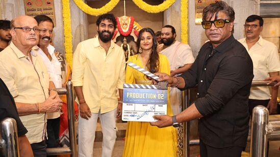 ಸೆಟ್ಟೇರಿತು ಯುವ ರಾಜ್ಕುಮಾರ್ ಸಿನಿಮಾ; ದೊಡ್ಮನೆ ಕುಡಿಗೆ ದುನಿಯಾ ವಿಜಯ್ ಪುತ್ರಿ ನಾಯಕಿ ಸೆಟ್ಟೇರಿತು ಯುವ ರಾಜ್ಕುಮಾರ್ ಸಿನಿಮಾ; ದೊಡ್ಮನೆ ಕುಡಿಗೆ ದುನಿಯಾ ವಿಜಯ್ ಪುತ್ರಿ ನಾಯಕಿ