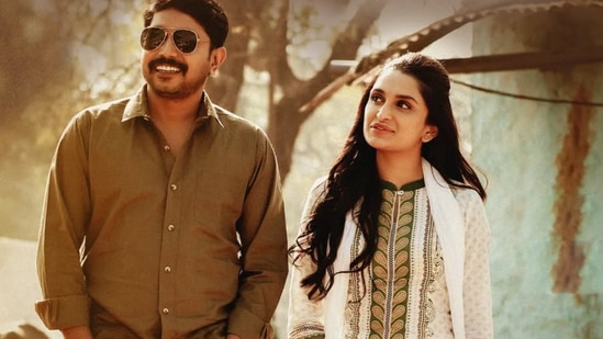 ಸ್ಟಾರ್ ನಟರ ಸಿನಿಮಾಗಳನ್ನು ಹೊರತುಪಡಿಸಿದರೆ, ಹೊಸಬರ, ಹೊಸ ಪ್ರಯತ್ನದ ಸಿನಿಮಾಗಳು ಒಟಿಟಿ ಅಂಗಳಕ್ಕೆ ಆಗಮಿಸುವುದು ತುಸು ತಡ. ಕೆಲವು ಮರೆಯಾಗಿ ಹೋಗುವುದುಂಟು. ಸ್ಟಾರ್ ನಟರ ಸಿನಿಮಾಗಳನ್ನು ಹೊರತುಪಡಿಸಿದರೆ, ಹೊಸಬರ, ಹೊಸ ಪ್ರಯತ್ನದ ಸಿನಿಮಾಗಳು ಒಟಿಟಿ ಅಂಗಳಕ್ಕೆ ಆಗಮಿಸುವುದು ತುಸು ತಡ. ಕೆಲವು ಮರೆಯಾಗಿ ಹೋಗುವುದುಂಟು.