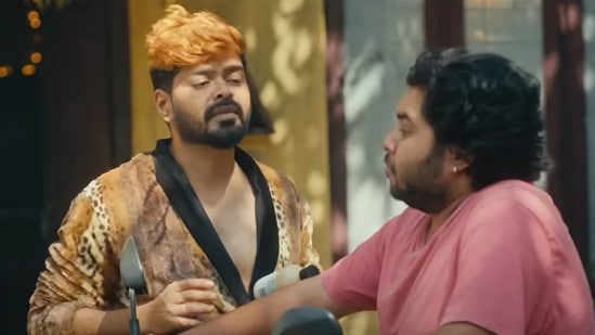 ವಿದ್ಯಾಪತಿ’ ಚಿತ್ರಕ್ಕೆ ಇಶಾಂ ಹಾಗೂ ಹಸೀಂ ಖಾನ್ ಅವರು ನಿರ್ದೇಶನ ಮಾಡಿದ್ದಾರೆ. ಕಥೆ ಬರೆದು, ಸಂಕಲನ ಜವಾಬ್ದಾರಿಯೂ ಅವರದ್ದೆ. ಲವಿತ್ ಅವರ ಛಾಯಾಗ್ರಹಣ, ಡಾಸ್ಮೋಡ್ ಅವರ ಸಂಗೀತ ನಿರ್ದೇಶನ, ಮುರಳಿ ಅವರ ನೃತ್ಯ ನಿರ್ದೇಶನ ಈ ಚಿತ್ರಕ್ಕಿದೆ. 