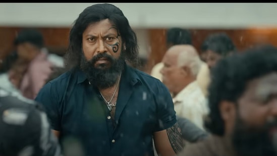 ಅಮೆಜಾನ್‌ ಪ್ರೈಮ್‌ ವಿಡಿಯೋದ ರೀಸೆಂಟ್ಲಿ ಆಡೆಡ್‌ ಟ್ಯಾಬ್‌ನ ಪಕ್ಕದಲ್ಲಿರುವ "ಸೀ ಮೋರ್‌( ಇನ್ನಷ್ಟು ವೀಕ್ಷಿಸಿ) ಆಯ್ಕೆಗೆ ಹೋಗಿ ಹುಡುಕಿದರೆ ವಿದ್ಯಾಪತಿ ಕಾಣಿಸುತ್ತದೆ. ಅಥವಾ ಮೇಲೆ ಇರುವ ಸರ್ಚ್‌ ಅಥವಾ ಹುಡುಕಾಟದ ಬಟನ್‌ ಮೇಲೆ Vidyapati ಎಂದು ಬರೆದು ಹುಡುಕಿದರೂ ಈ ಸಿನಿಮಾ ಕಾಣಿಸುತ್ತದೆ.  