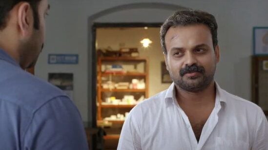 ಟ್ವಿಸ್ಟ್ ಮೇಲೆ ಟ್ವಿಸ್ಟ್; ಮಲಯಾಳಂ ಕ್ರೈಮ್ ಮಿಸ್ಟರಿ ಥ್ರಿಲ್ಲರ್ ಸಿನಿಮಾ ಯೂಟ್ಯೂಬ್ನಲ್ಲಿ ಉಚಿತ ಸ್ಟ್ರೀಮಿಂಗ್ ಟ್ವಿಸ್ಟ್ ಮೇಲೆ ಟ್ವಿಸ್ಟ್; ಮಲಯಾಳಂ ಕ್ರೈಮ್ ಮಿಸ್ಟರಿ ಥ್ರಿಲ್ಲರ್ ಸಿನಿಮಾ ಯೂಟ್ಯೂಬ್ನಲ್ಲಿ ಉಚಿತ ಸ್ಟ್ರೀಮಿಂಗ್