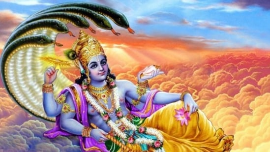ಮೋಹಿನಿ ಏಕಾದಶಿ ದಿನ ವಿಷ್ಣುವನ್ನು ಪೂಜಿಸಲಾಗುತ್ತದೆ. ಮೋಹಿನಿ ಏಕಾದಶಿಗೆ ಸಂಬಂಧಿಸಿದ ಕಥೆಯನ್ನು ಓದಿ ಮೋಹಿನಿ ಏಕಾದಶಿ ದಿನ ವಿಷ್ಣುವನ್ನು ಪೂಜಿಸಲಾಗುತ್ತದೆ. ಮೋಹಿನಿ ಏಕಾದಶಿಗೆ ಸಂಬಂಧಿಸಿದ ಕಥೆಯನ್ನು ಓದಿ