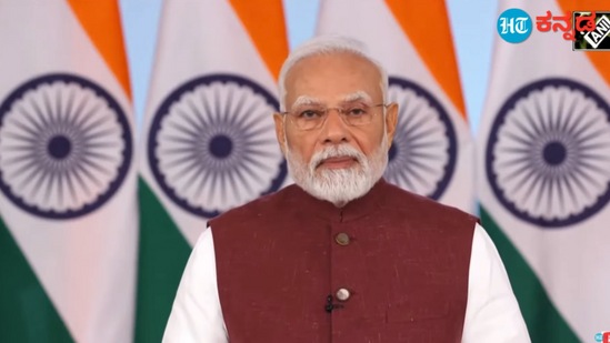 ಪಾಕಿಸ್ತಾನ ನಡೆಸುತ್ತಿರುವ ಭಯೋತ್ಪಾದನೆ ಚಟುವಟಿಕೆಗಳು ಸರ್ಕಾರಿ ಪ್ರಾಯೋಜಿತ ಭಯೋತ್ಪಾದನೆ ಎಂಬುದು ಈಗ ಜಗತ್ತಿಗೆ ಗೊತ್ತಾಗಿದೆ. ಪಾಕಿಸ್ತಾನ ತನ್ನ ಅಸ್ತಿತ್ವ ಉಳಿಸಿಕೊಳ್ಳಬೇಕಾದರೆ ಅದು ಕೂಡಲೇ ಭಯೋತ್ಪಾದನೆಗೆ ಸಂಬಂಧಿಸಿದ ಎಲ್ಲ ಚಟುವಟಿಕೆಗಳನ್ನು ನಿಲ್ಲಿಸಬೇಕು. ಉಗ್ರ ಶಿಬಿರಗಳನ್ನು ಬಂದ್ ಮಾಡಬೇಕು. - ನರೇಂದ್ರ ಮೋದಿ, ಭಾರತದ ಪ್ರಧಾನಿ ಪಾಕಿಸ್ತಾನ ನಡೆಸುತ್ತಿರುವ ಭಯೋತ್ಪಾದನೆ ಚಟುವಟಿಕೆಗಳು ಸರ್ಕಾರಿ ಪ್ರಾಯೋಜಿತ ಭಯೋತ್ಪಾದನೆ ಎಂಬುದು ಈಗ ಜಗತ್ತಿಗೆ ಗೊತ್ತಾಗಿದೆ. ಪಾಕಿಸ್ತಾನ ತನ್ನ ಅಸ್ತಿತ್ವ ಉಳಿಸಿಕೊಳ್ಳಬೇಕಾದರೆ ಅದು ಕೂಡಲೇ ಭಯೋತ್ಪಾದನೆಗೆ ಸಂಬಂಧಿಸಿದ ಎಲ್ಲ ಚಟುವಟಿಕೆಗಳನ್ನು ನಿಲ್ಲಿಸಬೇಕು. ಉಗ್ರ ಶಿಬಿರಗಳನ್ನು ಬಂದ್ ಮಾಡಬೇಕು. - ನರೇಂದ್ರ ಮೋದಿ, ಭಾರತದ ಪ್ರಧಾನಿ