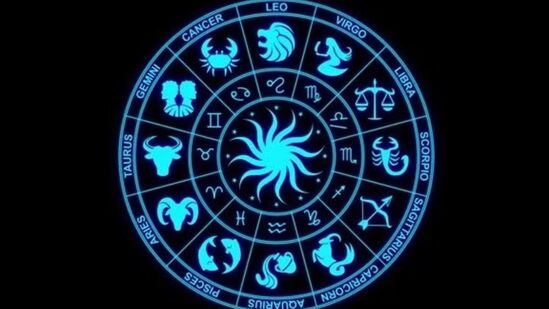 ಗಮನಿಸಿ: ಇದು ನಂಬಿಕೆ ಮತ್ತು ಶಾಸ್ತ್ರವನ್ನು ಆಧರಿಸಿದ ಬರಹ. ಇದರಲ್ಲಿರುವ ಎಲ್ಲ ಅಂಶಗಳನ್ನೂ ಹಿಂದೂಸ್ತಾನ್ ಟೈಮ್ಸ್ ಕನ್ನಡ ಪುಷ್ಟೀಕರಿಸುವುದಿಲ್ಲ. ನಿಮ್ಮ ಸ್ವಂತ ವಿವೇಚನೆ ಬಳಸಿ ನಿರ್ಧಾರಗಳನ್ನು ತೆಗೆದುಕೊಳ್ಳಿ. ಗಮನಿಸಿ: ಇದು ನಂಬಿಕೆ ಮತ್ತು ಶಾಸ್ತ್ರವನ್ನು ಆಧರಿಸಿದ ಬರಹ. ಇದರಲ್ಲಿರುವ ಎಲ್ಲ ಅಂಶಗಳನ್ನೂ ಹಿಂದೂಸ್ತಾನ್ ಟೈಮ್ಸ್ ಕನ್ನಡ ಪುಷ್ಟೀಕರಿಸುವುದಿಲ್ಲ. ನಿಮ್ಮ ಸ್ವಂತ ವಿವೇಚನೆ ಬಳಸಿ ನಿರ್ಧಾರಗಳನ್ನು ತೆಗೆದುಕೊಳ್ಳಿ.