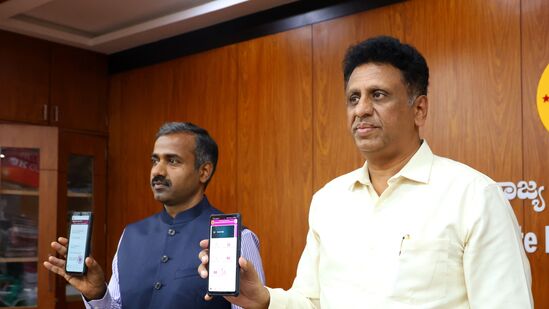 ಕರ್ನಾಟಕ ಪರೀಕ್ಷಾ ಪ್ರಾಧಿಕಾರದ ಆ್ಯಪ್ ಸಹಿತ ಹಲವು ಸೇವೆಗೆ ಸಚಿವ ಡಾ.ಎಂ.ಸಿ.ಸುಧಾಕರ, ಕಾರ್ಯನಿರ್ವಾಹಕ ನಿರ್ದೇಶಕ ಎಚ್.ಪ್ರಸನ್ನ ಚಾಲನೆ ನೀಡಿದರು. ಕರ್ನಾಟಕ ಪರೀಕ್ಷಾ ಪ್ರಾಧಿಕಾರದ ಆ್ಯಪ್ ಸಹಿತ ಹಲವು ಸೇವೆಗೆ ಸಚಿವ ಡಾ.ಎಂ.ಸಿ.ಸುಧಾಕರ, ಕಾರ್ಯನಿರ್ವಾಹಕ ನಿರ್ದೇಶಕ ಎಚ್.ಪ್ರಸನ್ನ ಚಾಲನೆ ನೀಡಿದರು.
