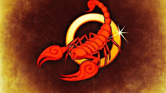 ವೃಶ್ಚಿಕ ರಾಶಿ: ಈ ಅವಧಿಯಲ್ಲಿ ವೃಶ್ಚಿಕ ರಾಶಿಯವರಿಗೆ ಲಾಭವಾಗಲಿದೆ, ಸಮಾಜದಲ್ಲಿ ಗೌರವ ಹೆಚ್ಚಾಗುತ್ತದೆ, ಕುಟುಂಬದಲ್ಲಿನ ತೊಂದರೆಗಳು ನಿವಾರಣೆಯಾಗುತ್ತವೆ, ಸಂತೋಷವಾಗಿರುತ್ತೀರಿ, ಉದ್ಯಮಿಗಳು ಮತ್ತು ಉದ್ಯೋಗಿಗಳಿಗೆ ಆದಾಯ ಸಿಗುತ್ತದೆ, ಆರ್ಥಿಕ ತೊಂದರೆಗಳಿಂದ ಪರಿಹಾರ ಪಡೆಯುತ್ತೀರಿ. ಹಣದ ವಿಷಯದಲ್ಲಿ ಜಾಗರೂಕರಾಗಿರುತ್ತೀರಿ. ನಿಮಗೆ ಒಳ್ಳೆಯದಾಗುತ್ತದೆ.