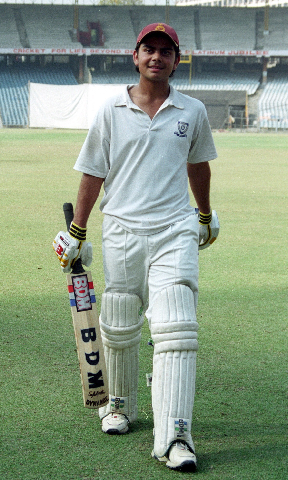 ಡೆಲ್ಲಿ ಪರ ಆಡುವಾಗ ವಿರಾಟ್ ಕೊಹ್ಲಿ ಬಂಗಾಳ ವಿರುದ್ಧ 267 ಎಸೆತಗಳಲ್ಲಿ 173 ರನ್ ಗಳಿಸಿದ್ದರು.