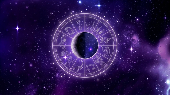 ಗಮನಿಸಿ: ಇದು ನಂಬಿಕೆ ಮತ್ತು ಶಾಸ್ತ್ರವನ್ನು ಆಧರಿಸಿದ ಬರಹ. ಇದರಲ್ಲಿರುವ ಎಲ್ಲ ಅಂಶಗಳನ್ನೂ ಹಿಂದೂಸ್ತಾನ್ ಟೈಮ್ಸ್ ಕನ್ನಡ ಪುಷ್ಟೀಕರಿಸುವುದಿಲ್ಲ. ನಿಮ್ಮ ಸ್ವಂತ ವಿವೇಚನೆ ಬಳಸಿ ನಿರ್ಧಾರಗಳನ್ನು ತೆಗೆದುಕೊಳ್ಳಿ. ಗಮನಿಸಿ: ಇದು ನಂಬಿಕೆ ಮತ್ತು ಶಾಸ್ತ್ರವನ್ನು ಆಧರಿಸಿದ ಬರಹ. ಇದರಲ್ಲಿರುವ ಎಲ್ಲ ಅಂಶಗಳನ್ನೂ ಹಿಂದೂಸ್ತಾನ್ ಟೈಮ್ಸ್ ಕನ್ನಡ ಪುಷ್ಟೀಕರಿಸುವುದಿಲ್ಲ. ನಿಮ್ಮ ಸ್ವಂತ ವಿವೇಚನೆ ಬಳಸಿ ನಿರ್ಧಾರಗಳನ್ನು ತೆಗೆದುಕೊಳ್ಳಿ.