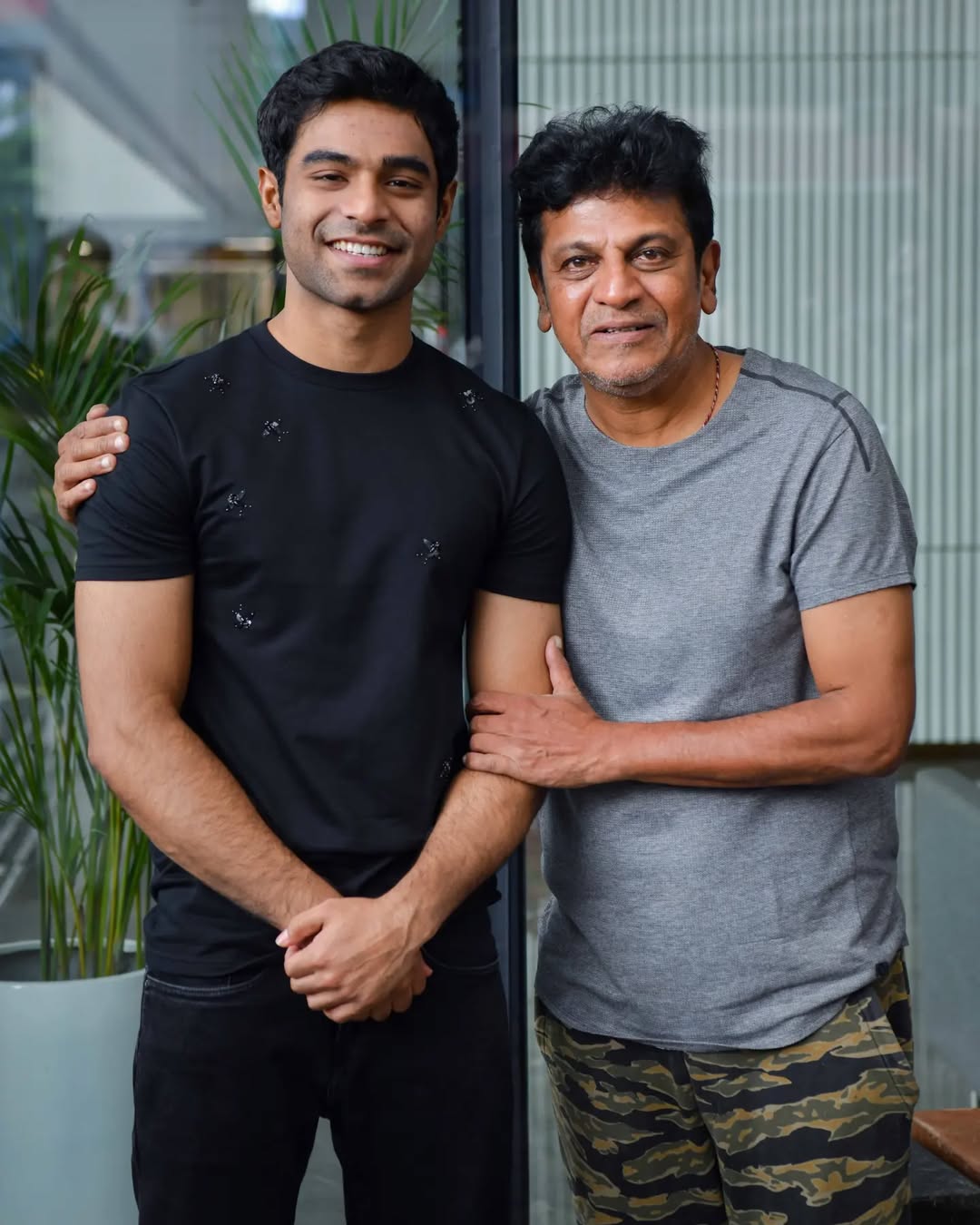 ʻಜೂನಿಯರ್ʼ ಸಿನಿಮಾಕ್ಕೆ ದೇವಿಶ್ರೀ ಪ್ರಸಾದ್ ಸಂಗೀತ ನೀಡಿದರೆ, ಬಾಹುಬಲಿ ಸಿನಿಮಾ ಖ್ಯಾತಿಯ ಕನ್ನು ಕೆ ಸೆಂಥಿಲ್ ಕುಮಾರ್ ಛಾಯಾಗ್ರಹಣವಿದೆ, ಸ್ಟಂಟ್‌ ಡೈರೆಕ್ಟರ್‌ ಪೀಟರ್ ಹೆನ್ ಸಾಹಸ ಚಿತ್ರಕ್ಕಿದೆ.