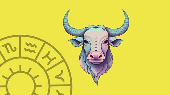 ವೃಷಭ ರಾಶಿ: ಶನಿಯ ಸಂಕ್ರಮಣವು ಅನೇಕ ಪ್ರಯೋಜನಗಳನ್ನು ತರುತ್ತದೆ ಎಂದು ಜ್ಯೋತಿಷ್ಯ ಹೇಳುತ್ತದೆ. ಆದಾಯದಲ್ಲಿ ಉತ್ತಮ ಹೆಚ್ಚಳವಿರುತ್ತದೆ, ಹೊಸ ಆದಾಯದ ಮೂಲಗಳು ಹೆಚ್ಚಾಗುತ್ತವೆ. ಹಳೆಯ ಹೂಡಿಕೆಗಳು ನಿಮಗೆ ಉತ್ತಮ ಲಾಭವನ್ನು ನೀಡುತ್ತವೆ. ಕೋಟೀಶ್ವರ ಯೋಗವನ್ನು ಹೊಂದಿದ್ದೀರಿ.