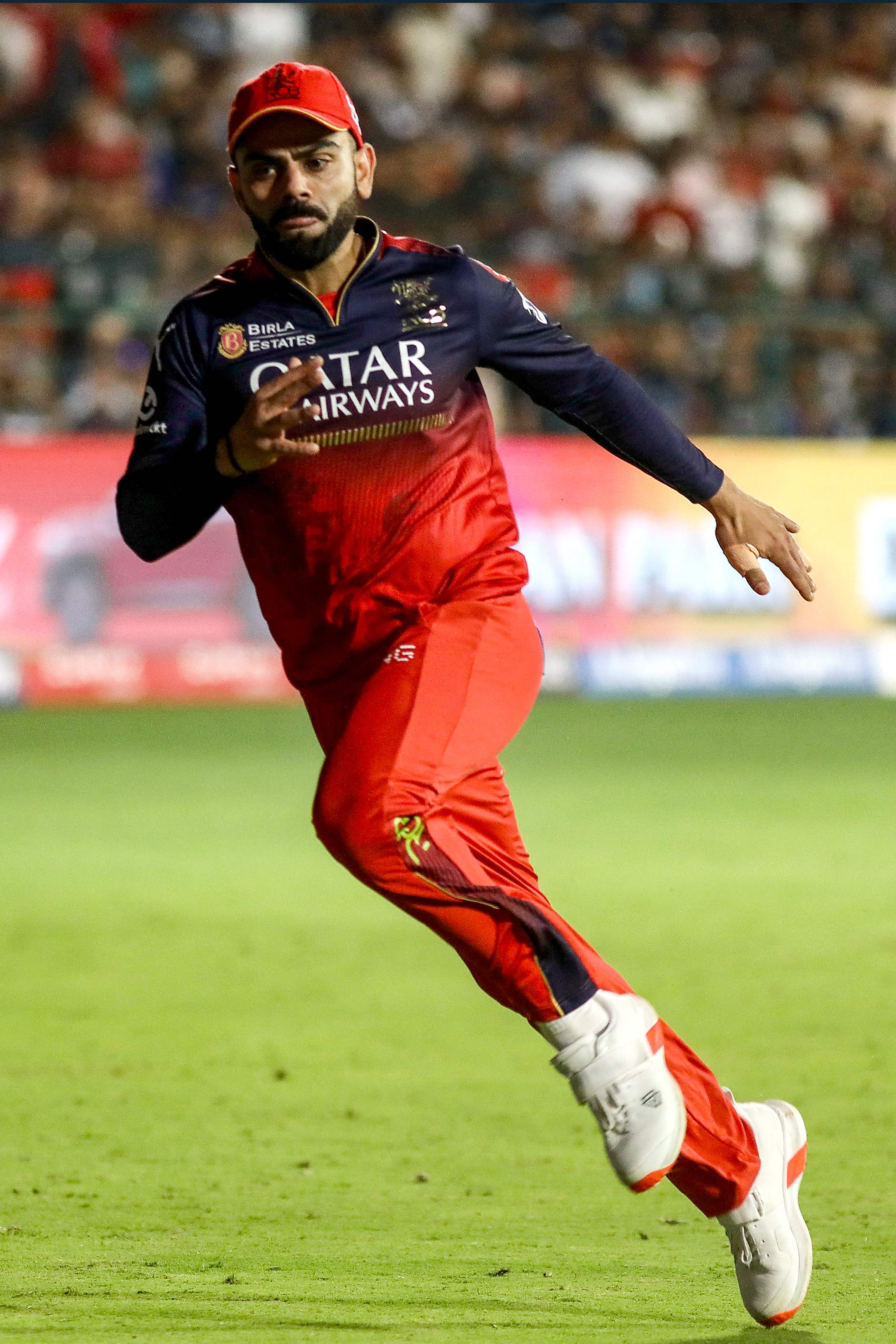 ಗುಜರಾತ್ ಟೈಟಾನ್ಸ್ (ಜಿಟಿ) ಎಂಟನೇ ಸ್ಥಾನದಲ್ಲಿದೆ. ವಿರಾಟ್ ಕೊಹ್ಲಿ ಜಿಟಿ ವಿರುದ್ಧ ಆಡಿದ 6 ಇನ್ನಿಂಗ್ಸ್‌ಗಳಲ್ಲಿ 87.75ರ ಸರಾಸರಿಯಲ್ಲಿ 351 ರನ್ ಗಳಿಸಿದ್ದಾರೆ.