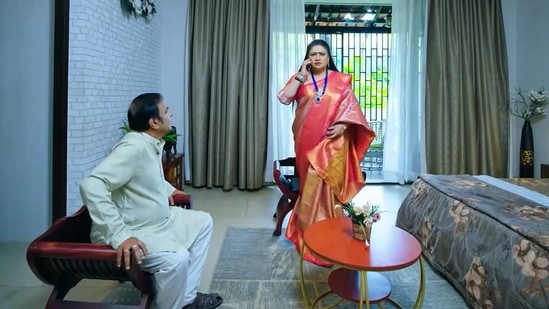 ನ್ಮುಂದೆ ಶಕುಂತಲಾದೇವಿ ಏನು ಮಾಡುತ್ತಾಳೆ. ಪಂಕಜಾಳ ರಹಸ್ಯ ಗೌತಮ್ಗೆ ತಿಳಿಯುವುದೇ ಅಥವಾ ಠುಸ್ ಪಟಾಕಿಯಾಗುವುದೇ? ಎಂದು ಕಾದುನೋಡಬೇಕಿದೆ. ನ್ಮುಂದೆ ಶಕುಂತಲಾದೇವಿ ಏನು ಮಾಡುತ್ತಾಳೆ. ಪಂಕಜಾಳ ರಹಸ್ಯ ಗೌತಮ್ಗೆ ತಿಳಿಯುವುದೇ ಅಥವಾ ಠುಸ್ ಪಟಾಕಿಯಾಗುವುದೇ? ಎಂದು ಕಾದುನೋಡಬೇಕಿದೆ.