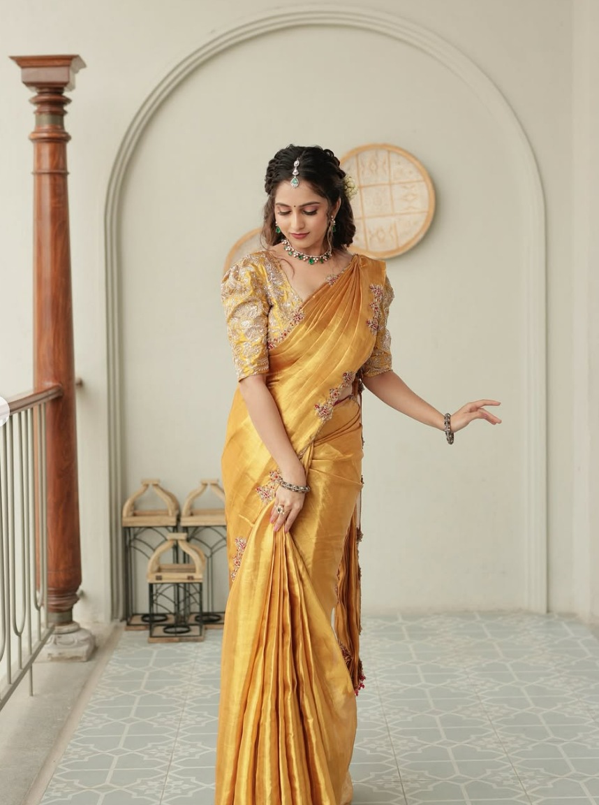 ಸೋಷಿಯಲ್ ಮೀಡಿಯಾದಲ್ಲಿ ಕೆಟ್ಟ ಕಾಮೆಂಟ್ಗಳು, ಡಿಜಿಟಲ್ ಕಿರುಕುಳಗಳ ಬಗ್ಗೆ ಮೌನವಾಗಿದ್ದ ನಿವೇದಿತಾ ಗೌಡ ತನ್ನ ಸಿನಿಮಾ ನಟನೆಯನ್ನೂ ಮುಂದುವರೆಸಿದ್ದರು. ಸೋಷಿಯಲ್ ಮೀಡಿಯಾದಲ್ಲಿ ಕೆಟ್ಟ ಕಾಮೆಂಟ್ಗಳು, ಡಿಜಿಟಲ್ ಕಿರುಕುಳಗಳ ಬಗ್ಗೆ ಮೌನವಾಗಿದ್ದ ನಿವೇದಿತಾ ಗೌಡ ತನ್ನ ಸಿನಿಮಾ ನಟನೆಯನ್ನೂ ಮುಂದುವರೆಸಿದ್ದರು.