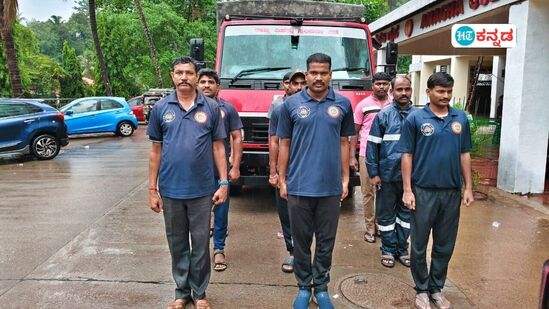 ಕರಾವಳಿಯಲ್ಲಿ ಅತಿವೃಷ್ಟಿ; ದಕ್ಷಿಣ ಕನ್ನಡ ಜಿಲ್ಲೆಗೆ ಎನ್ಡಿಆರ್ಫ್ ಹಾಗೂ ಎಸ್ಡಿಆರ್ಎಫ್ ತಂಡ ಕರಾವಳಿಯಲ್ಲಿ ಅತಿವೃಷ್ಟಿ; ದಕ್ಷಿಣ ಕನ್ನಡ ಜಿಲ್ಲೆಗೆ ಎನ್ಡಿಆರ್ಫ್ ಹಾಗೂ ಎಸ್ಡಿಆರ್ಎಫ್ ತಂಡ