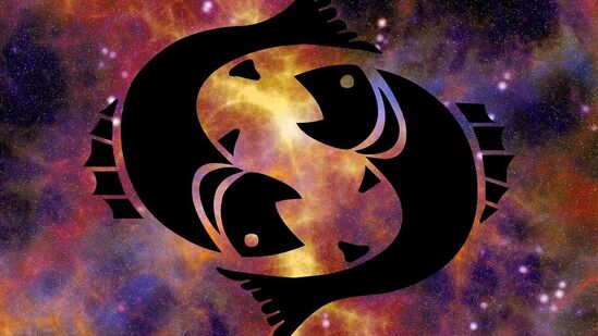 ಮೀನ: ಇಂದು ಜೀವನದಲ್ಲಿ ಸ್ವಲ್ಪ ಗದ್ದಲ ಇರುತ್ತದೆ. ಆದರೆ ಸಂಜೆಯ ಹೊತ್ತಿಗೆ ನಿಮ್ಮ ಎಲ್ಲಾ ಸಮಸ್ಯೆಗಳು ಕಡಿಮೆಯಾಗುತ್ತವೆ. ಆರ್ಥಿಕ ಪರಿಸ್ಥಿತಿ ಉತ್ತಮವಾಗಿರಲಿದೆ. ಇಂದು ಖರ್ಚು ಮಾಡುವಾಗ ಜಾಗರೂಕರಾಗಿರಬೇಕು. ಒತ್ತಡದಿಂದ ದೂರವಿರಿ. ಮೀನ: ಇಂದು ಜೀವನದಲ್ಲಿ ಸ್ವಲ್ಪ ಗದ್ದಲ ಇರುತ್ತದೆ. ಆದರೆ ಸಂಜೆಯ ಹೊತ್ತಿಗೆ ನಿಮ್ಮ ಎಲ್ಲಾ ಸಮಸ್ಯೆಗಳು ಕಡಿಮೆಯಾಗುತ್ತವೆ. ಆರ್ಥಿಕ ಪರಿಸ್ಥಿತಿ ಉತ್ತಮವಾಗಿರಲಿದೆ. ಇಂದು ಖರ್ಚು ಮಾಡುವಾಗ ಜಾಗರೂಕರಾಗಿರಬೇಕು. ಒತ್ತಡದಿಂದ ದೂರವಿರಿ.