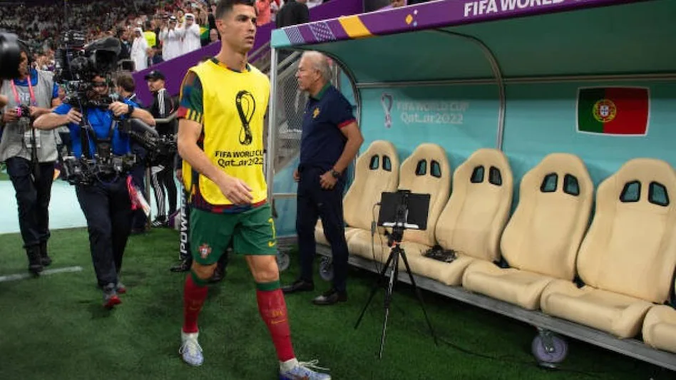 सामन्यानंतर पोर्तुगालचे मॅनेजर फर्नांडो सँटोस यांनी माध्यमांशी बोलताना सांगितले की, रोनाल्डोला बाहेर ठेवण्याचा निर्णय हा गेम प्लॅन होता. हे आम्ही आधीच सांगितले होते. यात गोंधळात टाकणारे काही नाही. प्रत्येक खेळाडूची भूमिका वेगळी असते आणि त्या भूमिकेनुसार गोष्टी ठरवल्या जातात". सामन्यानंतर पोर्तुगालचे मॅनेजर फर्नांडो सँटोस यांनी माध्यमांशी बोलताना सांगितले की, रोनाल्डोला बाहेर ठेवण्याचा निर्णय हा गेम प्लॅन होता. हे आम्ही आधीच सांगितले होते. यात गोंधळात टाकणारे काही नाही. प्रत्येक खेळाडूची भूमिका वेगळी असते आणि त्या भूमिकेनुसार गोष्टी ठरवल्या जातात".