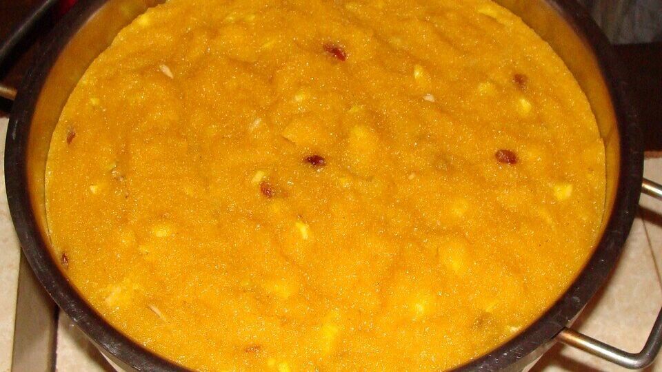 Bajre Halwa Recipe देसी तूप आणि बाजरीचा हा हलवा हिवाळ्यात शरीर ठेवेल