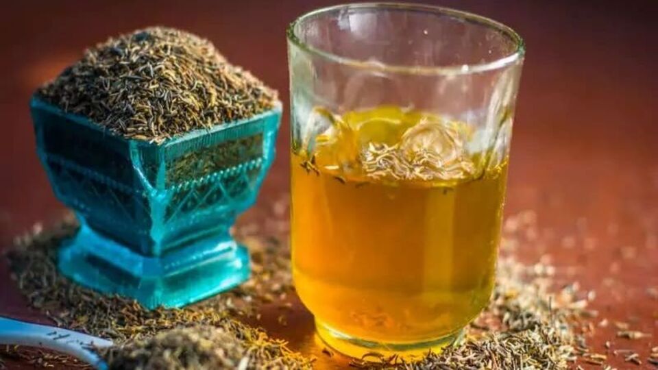 Cumin Water हिवाळ्यात जिरे पाणी आहे फायदेशीर, सकाळी रिकाम्या पोटी