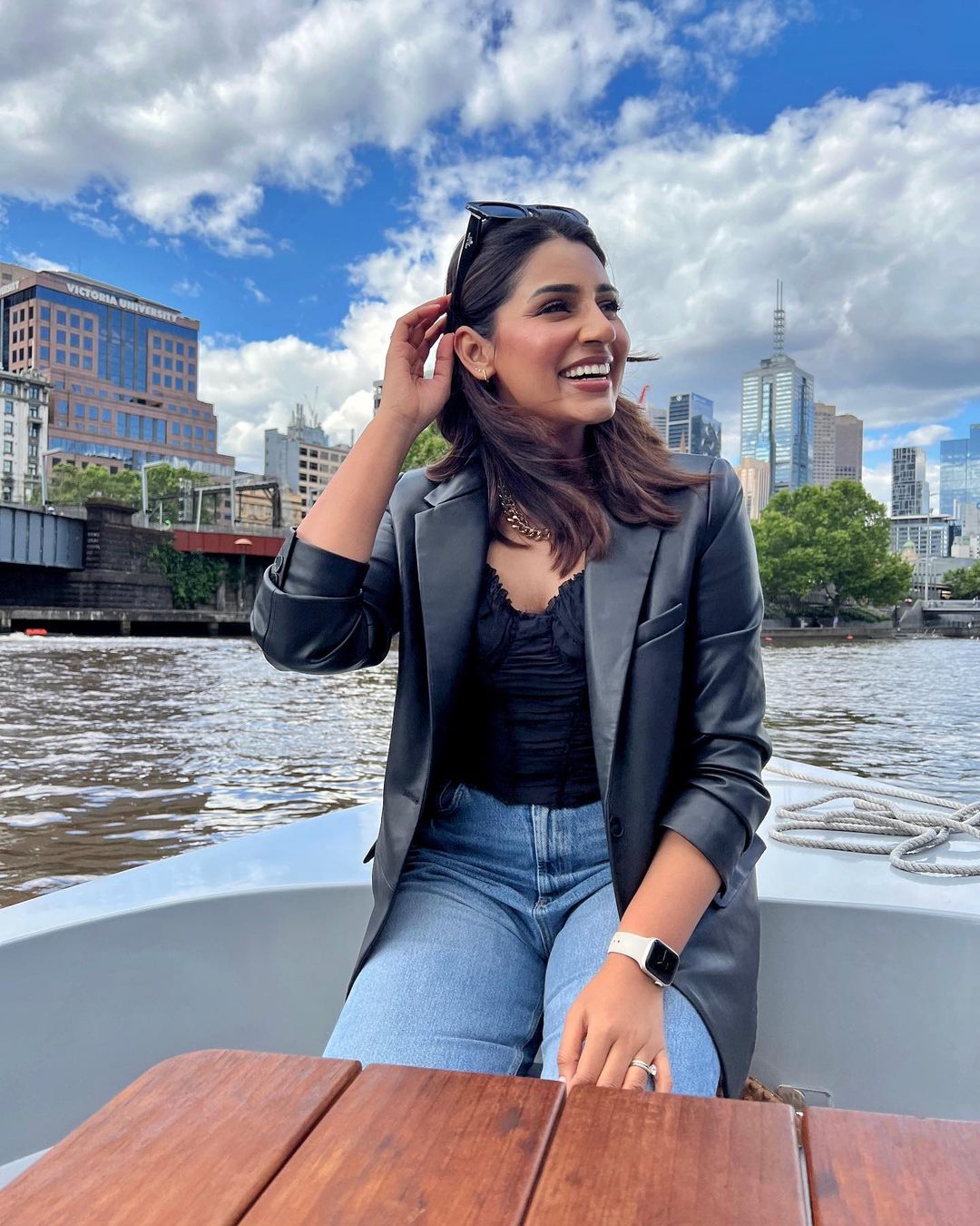 २०१४ पर्यंत संजना तिच्या मॉडेलिंग करिअरमध्ये पूर्णपणे सक्रिय होती. संजनाने तिचा कोणताही फोटो आणि व्हिडिओ सोशल मीडियावर शेअर केला तर तो खूप व्हायरल होतो. २०१४ पर्यंत संजना तिच्या मॉडेलिंग करिअरमध्ये पूर्णपणे सक्रिय होती. संजनाने तिचा कोणताही फोटो आणि व्हिडिओ सोशल मीडियावर शेअर केला तर तो खूप व्हायरल होतो.