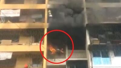 Mumbai: Fire breaks out in a 19-storey high rise at Sion Koliwada