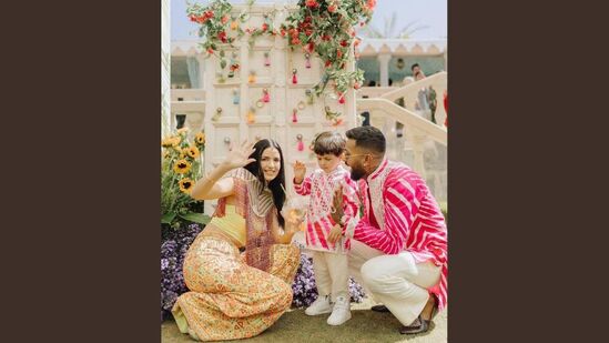 या मालिकेतील पहिल्या सामन्यात तो रोहित शर्माच्या जागी टीम इंडियाचा कर्णधारही असेल.