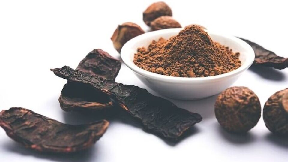 Shikakai Hair Mask शिकेकाईपासून बनवलेले हे हेअर मास्क केसांना करतील