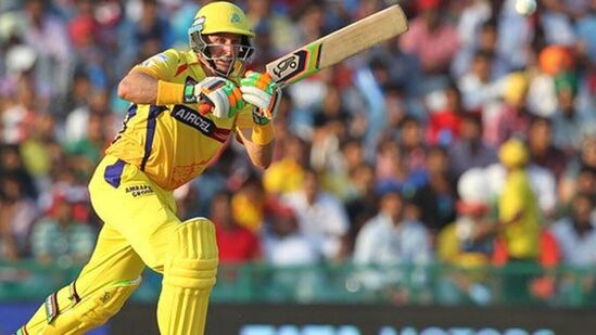 mike hussey csk- ఆస్ట్రేలియా క్రికెటర్ మైక్ హస్సీ కూడా చెన్నై సూపర్ కింగ్స్ తరఫున అత్యధిక పరుగులు చేసిన ఆటగాళ్లలో ఒకడు. అతడు 64 మ్యాచ్‌లు ఆడి 2213 పరుగులు చేశాడు. ఇందులో ఓ సెంచరీ, 17 అర్ధశతకాలు ఉన్నాయి.