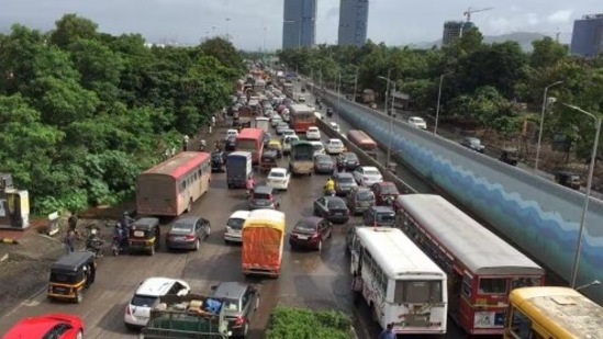 Traffic Jam On Thane-Belapur Route