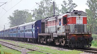Indian Railways to run  special trains   (Photo: Mint)