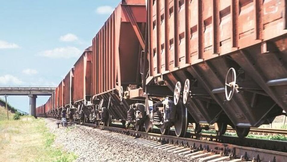 Indian Railway मध्य रेल्वेची मालवाहतुकीतून घसघशीत कमाई, तब्बल ७७१