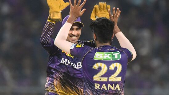 KKR vs PBKS IPL 2023 : अखेरच्या चेंडूपर्यंत गेलेल्या सामन्यात केकेआरने पंजाबवर पाच विकेट्सने विजय मिळवला आहे. रिंकु सिंह आणि आंद्रे रसेल केकेआरच्या विजयाचे हिरो ठरले आहे.