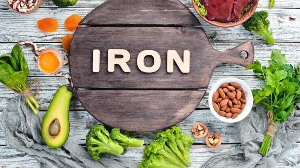 Iron Benefits लोहाची कमतरता भरून काढणे महत्त्वाचे का आहे?why iron is