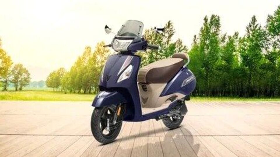 TVS Jupiter Price Hike होंडानंतर टीव्हीएस कंपनीचा ग्राहकांना धक्का