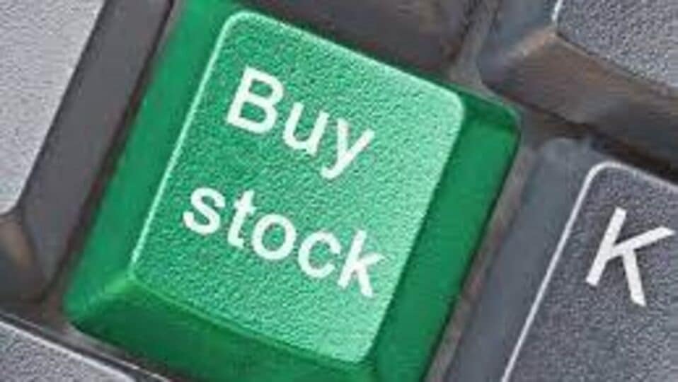 Stocks to buy ; आज ऑटो सेक्टरचे शेअर्स सुपर स्पीडमध्ये ! इंट्रा डे